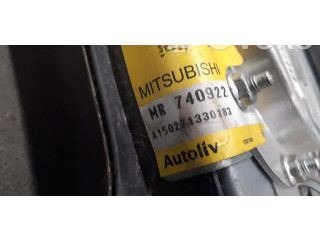 Подушка безопасности водителя MR740922 Mitsubishi Carisma