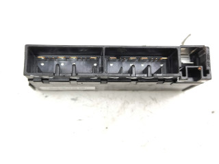 Pojistková skříňka 8264130250 Lexus GS 300 350 430 450H 2007