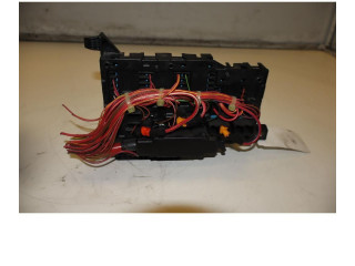 Поршень Блок предохранителей B38A15A 927035501  Mini Clubman F54  