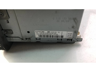 Радио/ проигрыватель CD/DVD / навигация