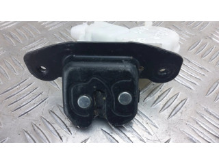 Zámek zadních dveří Subaru Trezia 2011