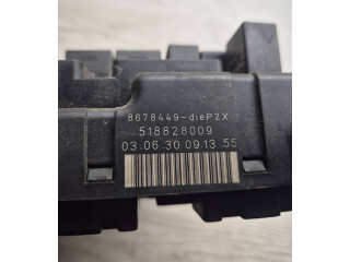 Блок предохранителей 8678449, 030630091355 Volvo V70