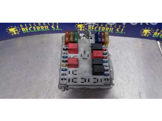 Pojistková skříňka Řídící jednotka BSM 8200029342 Renault Megane I 2001