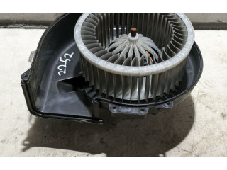 Вентилятор радиатора 6R1819015 Skoda Rapid (NH)