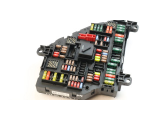 Pojistková skříňka 9264924 BMW 7 F01 F02 F03 F04 2013