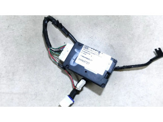 Блок управления Mitsubishi Carisma