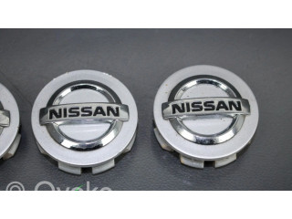 Заводская крышка (крышки) от центрального отверстия колеса