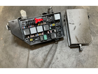 Блок предохранителей 32359479 Volvo XC40