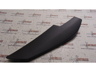 Другая деталь салона