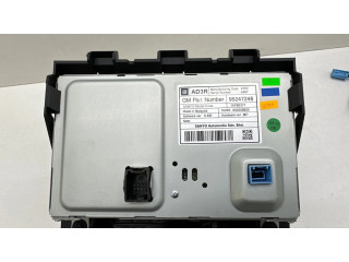 Радио/ проигрыватель CD/DVD / навигация