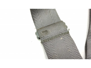 Средний ремень безопасности ()