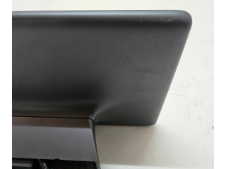 Дисплей 151677900C Tesla Model Y