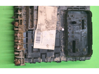 Pojistková skříňka 1k0937125 Volkswagen Caddy 2010