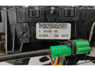 Блок управления климат-контролем 7H0820045D   Volkswagen Transporter  Caravelle T5