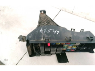 Блок предохранителей     Volvo V70    