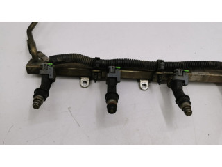 Vstřikovač 95702161021A Saab 9-7X pro benzínový motor 4.2