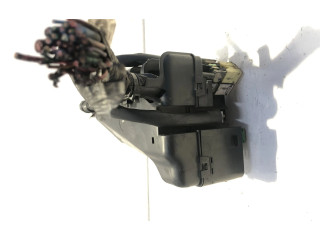   Pojistková skříňka    Mitsubishi Pajero 2011