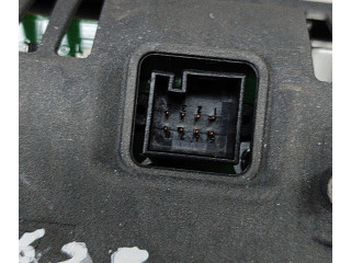 Дисплей    A2129018005, A2129027305   Mercedes-Benz CLS C218 X218