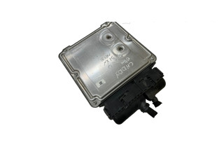 Řídící jednotka 03G906016HN, 1039S10847   Volkswagen Caddy 2006