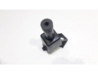 Опорная ножка капота двигателя