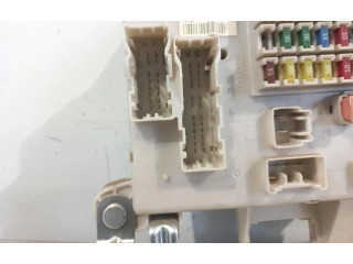 Pojistková skříňka Toyota Land Cruiser (J120)