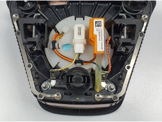 Подушка безопасности водителя P31332820   Volvo V70