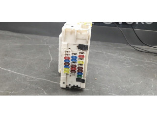 Pojistková skříňka 82730-53022 Lexus 220D-250-350 2002