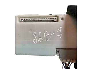 Блок предохранителей 8637A592 Mitsubishi L200