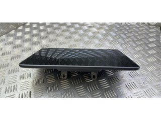 Дисплей    108954300G   Tesla Model 3