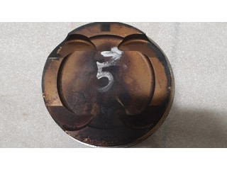 Píst 8637807 BMW 5 G30 G31 pro benzínový motor 3.0