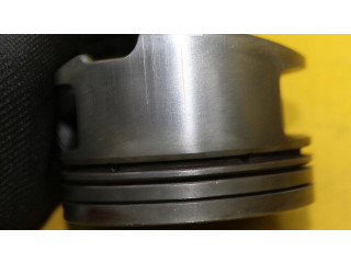 Píst Audi A8 S8 D3 4E