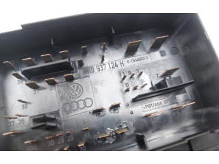 Блок предохранителей 1K0937124H, 1K0937124H Audi A3 S3 8P
