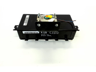 Подушка безопасности пассажира 84530A2000 KIA Ceed