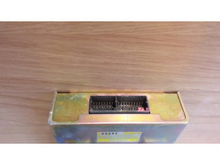 Блок управления двигателя 4079013631, RFG518701A Mazda 626