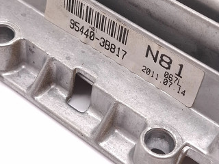 Řídící jednotka 9002050067KF, 954403B817   Hyundai ix35 2011