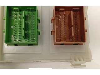 Блок предохранителей 31254837AC, AG9T14C256HC   Volvo V70    