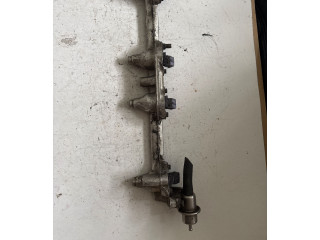 Топливная рампа 95WF9D280BA Ford Galaxy для двигателя 1Z