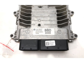 Блок управления двигателем ECU