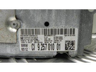 Радио/ проигрыватель CD/DVD / навигация