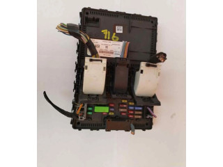 Блок предохранителей HU5T15604ECR   Ford Ecosport    