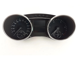 Панель приборов A2519002400   Mercedes-Benz R W251       