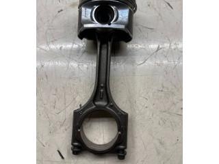 Поршень с шатуном 82L187    Volvo V40