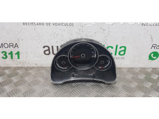 Панель приборов    Volkswagen Beetle A5       