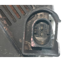 Генератор 038903023R   Volkswagen Caddy      