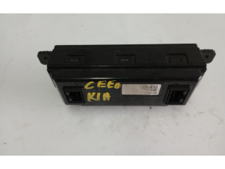 Экран/ дисплей / маленький экран 957101H700   KIA Ceed    