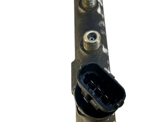 Топливная рампа M314004A440, 001773L2   KIA Sorento 2.5 