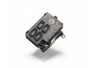 Блок предохранителей LNC2822BD Jaguar XJ X308