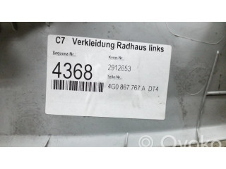 Боковая отделка у заднего сиденья (низ)