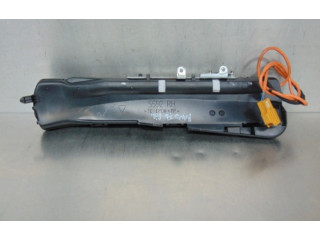 Подушка безопасности в сиденье Volvo V70