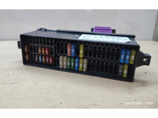   Pojistková skříňka    Volkswagen Tiguan 2010